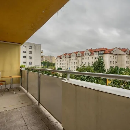 Bemowo Business Apt - 62M2, Parking, Metro & Park Nearby - By Rentujemy Warszawa Eksteriør bilde