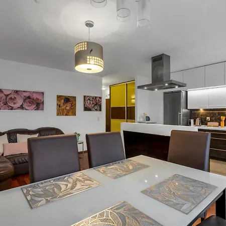Bemowo Business Apt - 62M2, Parking, Metro & Park Nearby - By Rentujemy Warszawa Eksteriør bilde
