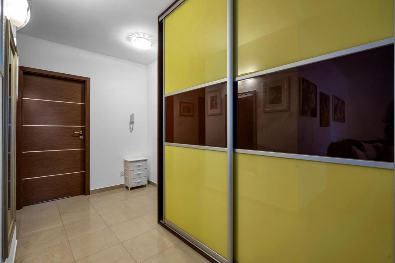 Leilighet Bemowo Business - 62m2, Parking, Metro & Park Nearby - By Rentujemy Warszawa